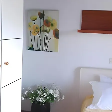 بيت للعطل Summer House In Trikorfo, With Sea View