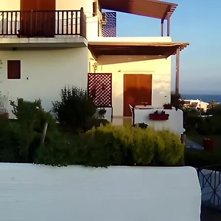 Summer House In Trikorfo, With Sea View Nyaraló Jerakiní