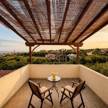 Summer House In Trikorfo, With Sea View 度假居 基拉奇尼