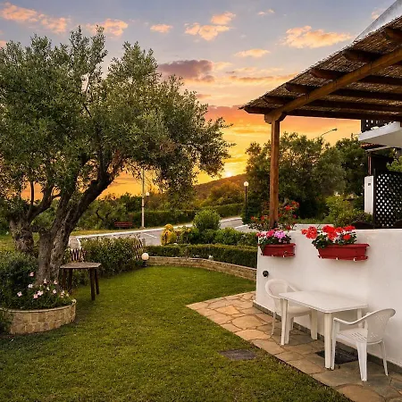 Summer House In Trikorfo, With Sea View *