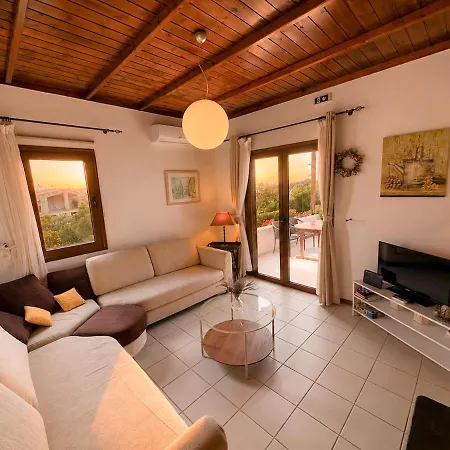 Summer House In Trikorfo, With Sea View 度假居 *